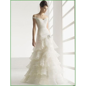 Beach Ball Gown Court Train Spaghetti Straps Organza Wedding Dresses