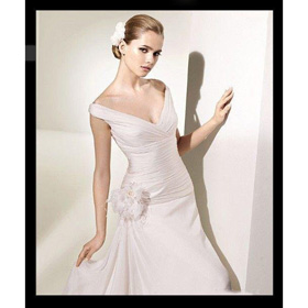 V-neck Ruffles White Floor-length Court Train Wedding Dresses