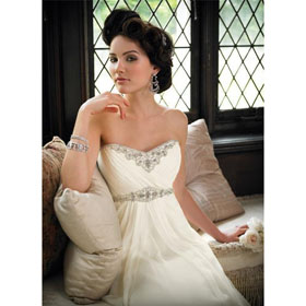 Empire A-Line Strapless Backless Chiffon Wedding Dress