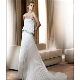 Chiffon & Sleeveless Wave Stripes Floor-length Luxury Wedding Dresses
