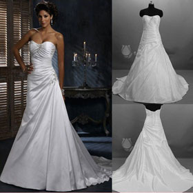 Sweetheart Neckline Strapless Floor Length Sweep Train Wedding Dresses