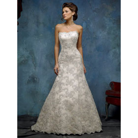 Sexy Strapless A-Line Lace Embroidery Floor Length Prom Dress