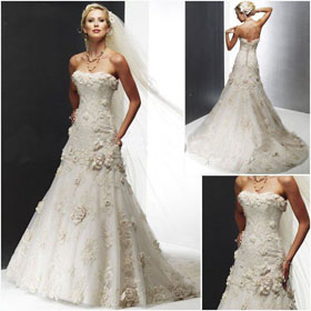 2010 Stunning Embroidery Wedding Dress AN0176