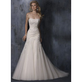 Free Shipping Plus Size Dress Strapless Ruched Embroidery Wedding Dress Cascading Ruffle Wedding Dress Stack-up Wedding Dress