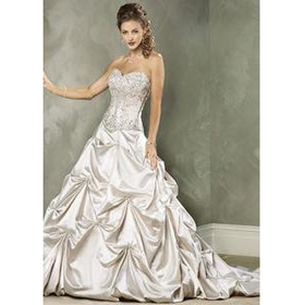 Ivory Off-the-shoulder Draped Wedding Dresses Embroidery Princess Wedding Dresses