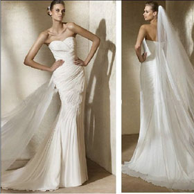 EU373Formal Chiffon Strapless Watteau Train Wedding Dress