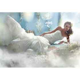 Strapless Off-the-shoulder Appliques Bateau Cascading Ruffle Luxury Wedding Dresses