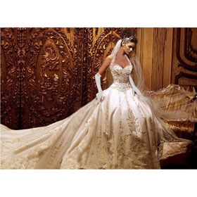 Fashion Long Train Embroidery Spaghetti Straps Halter Wedding Dresses