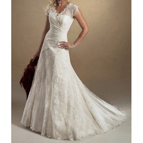 Ivory Lace & Tulle Short Sleeve Quinceanera Dresses