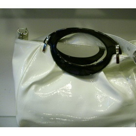 Women's Elegant Smooth Handfeel White Zipper Messenger Bags