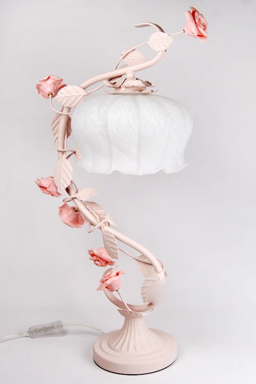 Victorian Style Pastoral Rose Vines Wedding Decoration Iron Table Lamps