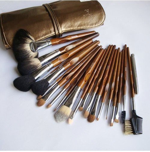 Professional Design with 21 Pcs Free Leather Makeup Brushes