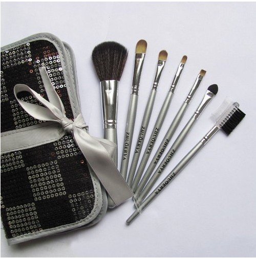 Free Leather Slivery Handle Professional Design Makeup Brushes