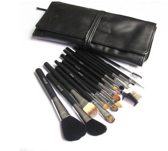 17 Pcs Set Professional Design Free Leather Makeup Brushes