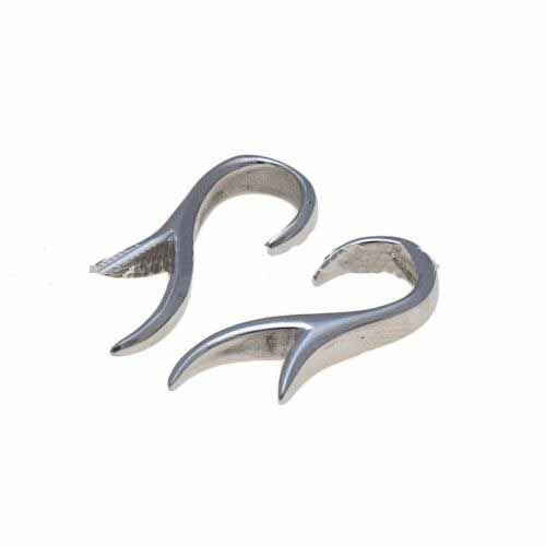 A Heart-Shaped Stainless Steel Silver Body Jewelry