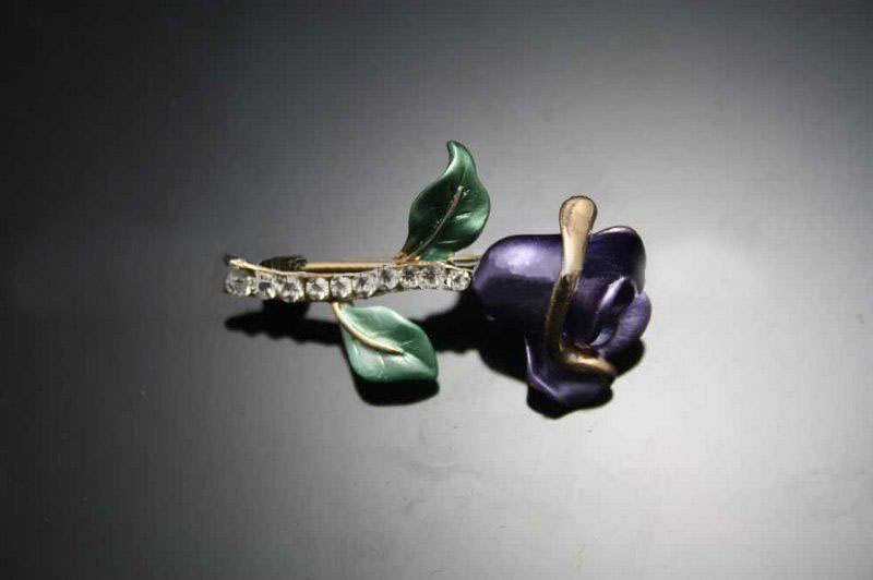 Newest Ladies Rose Flower Design Crystal Brooches