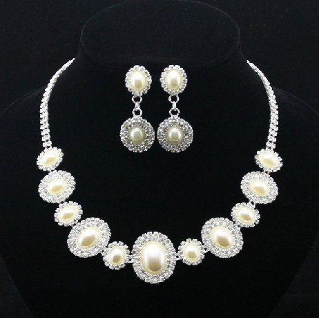 Fashion White Alloy Crystal Bridal Wedding Jewelry Set