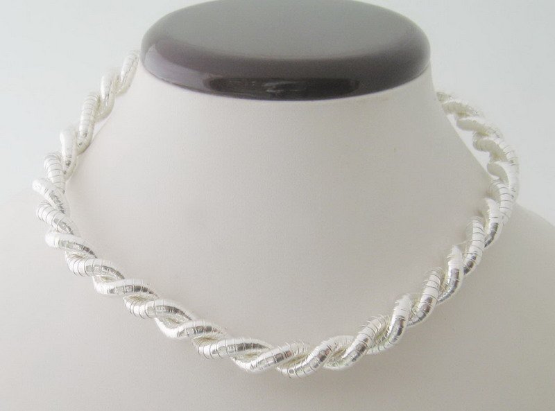 Many Colors Available Unisex Fashion Luxury Stainless Steel Necklace