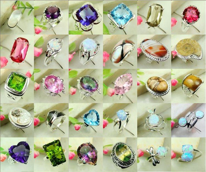 Gemstone Round Shape With Many Small Ornaments Wedding & Engagement Rings