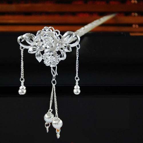 Flower Shape With Small Ornaments Silver Hair Jewelry