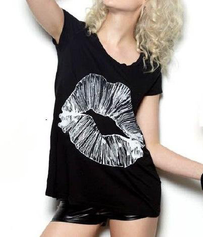 Black Short Sleeve With Mouth Shape On Women's T-Shirts