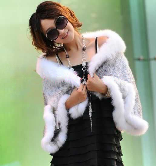 Women's Elegant Fashinal Fur Warm Comfortable Jackets