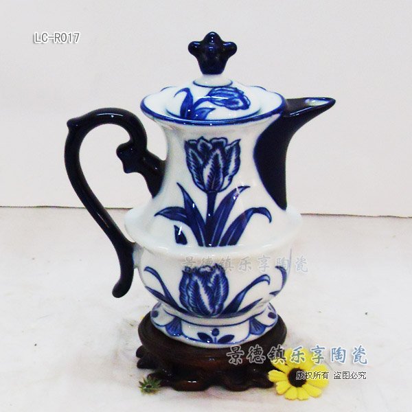 Jingdezhen Blue and White Ceramic Teapot