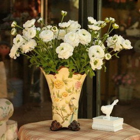 White Lotus Flowers Plastic Flowers & Wreaths