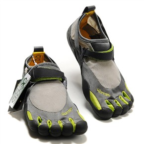 Five Toes Sports Carbon Gray & Green Men's Casual Shoes