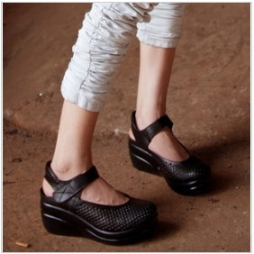 Black Retro Style Waterproof Women's Sandals