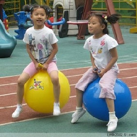 Jump Style Huge Pure Color Toy Balls