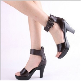 Black Leather Fish Mouth Shape Women's Sandals