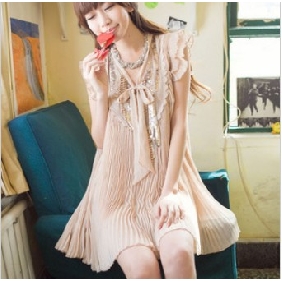 Apricot Sleeveless With Beads Dresses