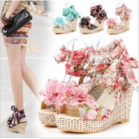 Lace Up With Flowers Casual Women's Sandals