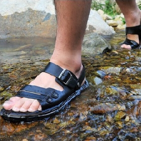 Black Leather Leisure Men's Sandals