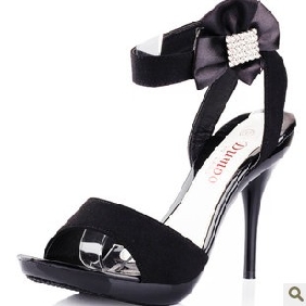 Black Spike Heel Shiny Diamond Sexy Women's Bridal Shoes