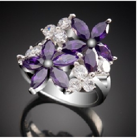 Flower Shape Wear Resistant Purple Diamond Wedding & Engagement Rings