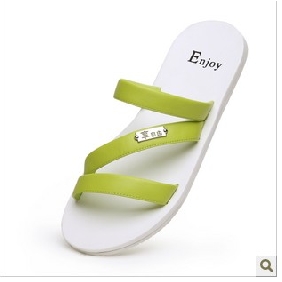 Green Beach Casual Men's Flip Flops