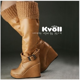 Brown Knee Length Super Warm Women's Boots