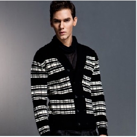 Black With Lattice Fashion Slim Men's Sweaters