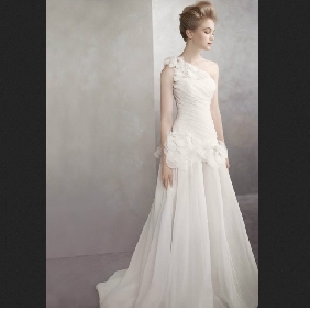 White Organza Flowers One Shoulder Princess Wedding Dresses