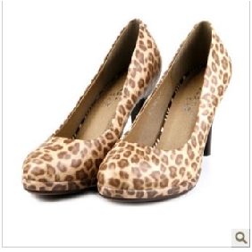 Leopard With Platform PU Leather Women's Dress Shoes
