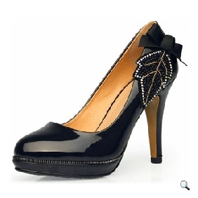 Black With Diamond Leaf On High Heel Women's Dress Shoes