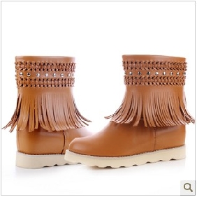 Brown Tassel Style Flat Bottom Women's Boots
