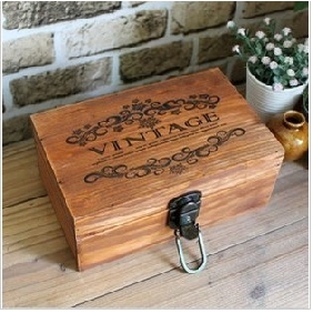 Brown Wooden Vintage With Lock Jewelry Boxes