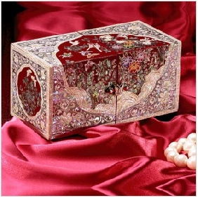 Red European Style Wooden Vintage Jewelry Boxes