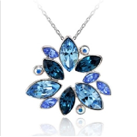 Blue Diamond Oval Shape Shiny Diamond Wear Resistant Wedding Necklaces