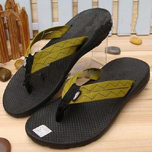 Men's Flip Flops Sandals Free Shipping Indoor or Outdoor Leisure Slippers