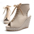 Stylish Women Rivets Platform Wedge Shoes