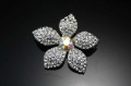 Ladies Fashionable 5 Petals Design Crystal Brooches